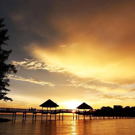 Smilez Homestay H102 & A306 At Pd Perdana Kondo Resort Петалинг Джая Екстериор снимка