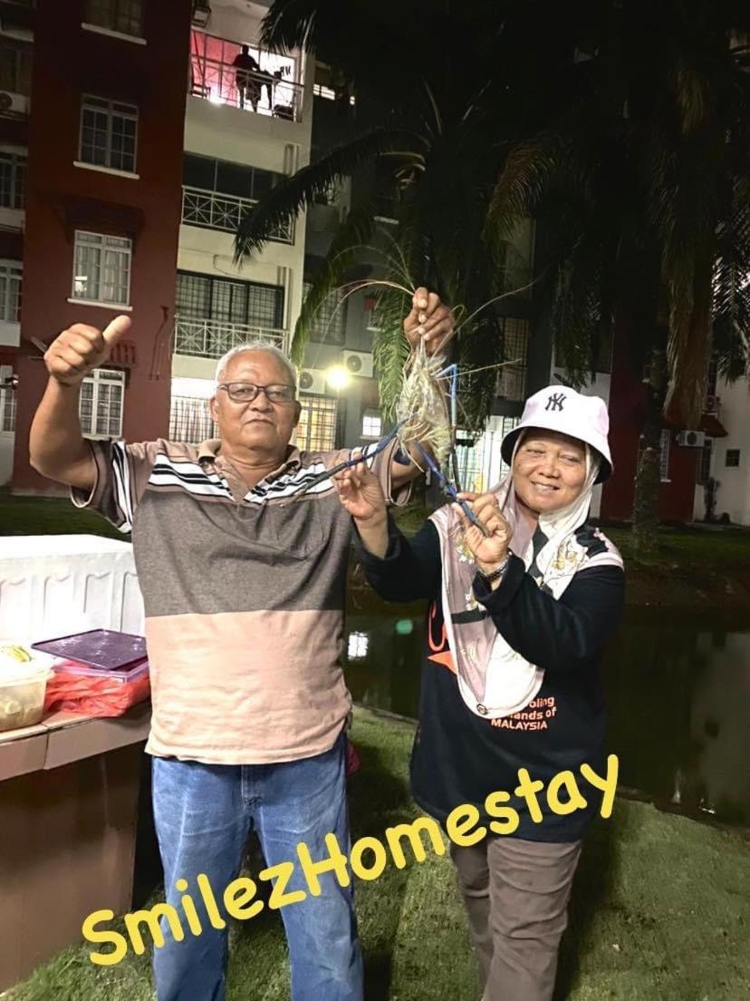 Smilez Homestay H102 & A306 At Pd Perdana Kondo Resort Петалинг Джая Екстериор снимка